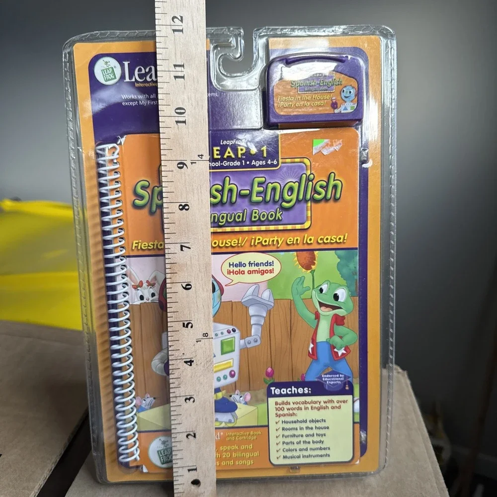 LeapPad Fiesta In The House Spanish English Bilingual Book & Cartridge‎ Game